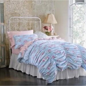 Simply Shabby Chic Rachel Ashwell Ruched Cabbage Rose Duvet Set  F/Q
